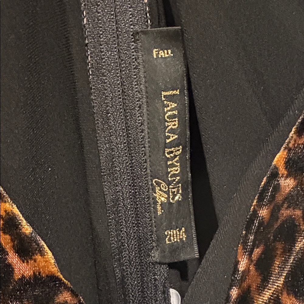 Elegant Brown Leopard Print Midi Dress - Picture 3 of 5